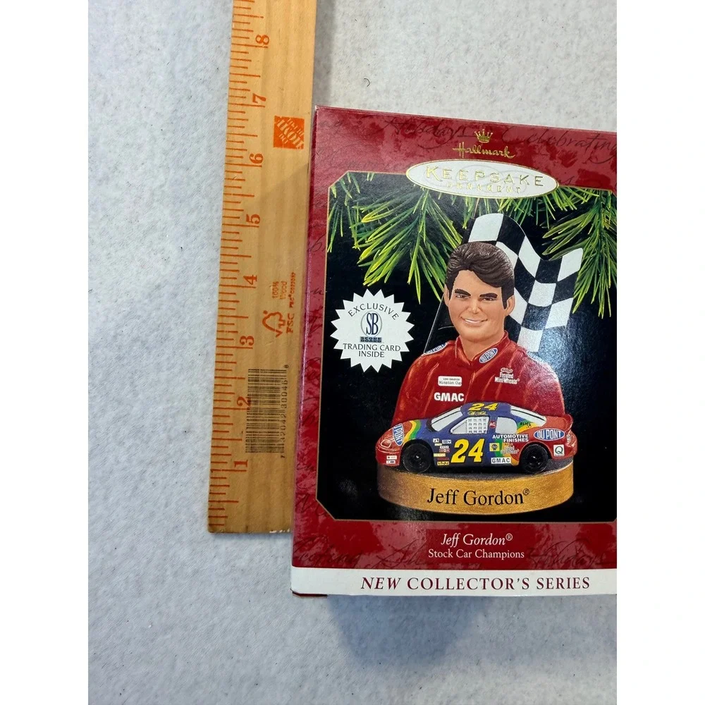 New Hallmark 1997 Jeff Gordon Stock Car Champions Ornament Series 1 Trading Card